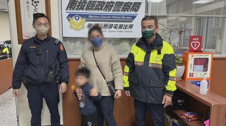 過年驚魂記！都以為在對方車上　5歲男童慘遭粗心父母丟包餐廳