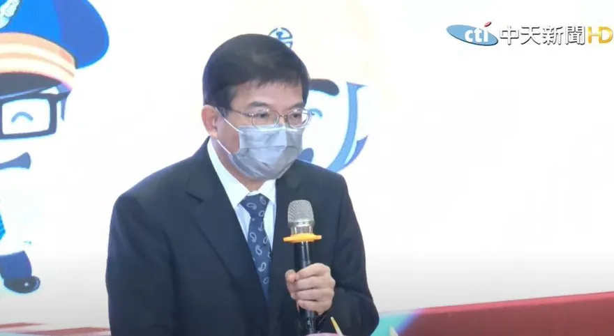 交通部長稱歡迎陸客來台觀光　網酸：說好的抗中保台呢？