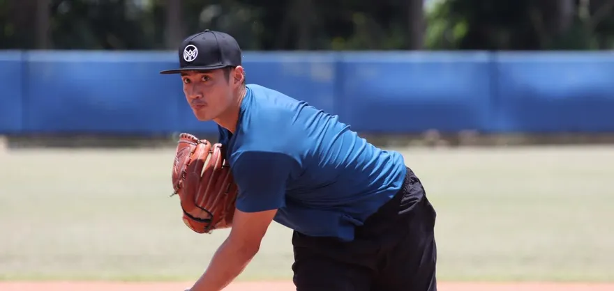 陳偉殷找隊伍挑戰百勝！與兒傳接球「地方爸爸兼投手教練」