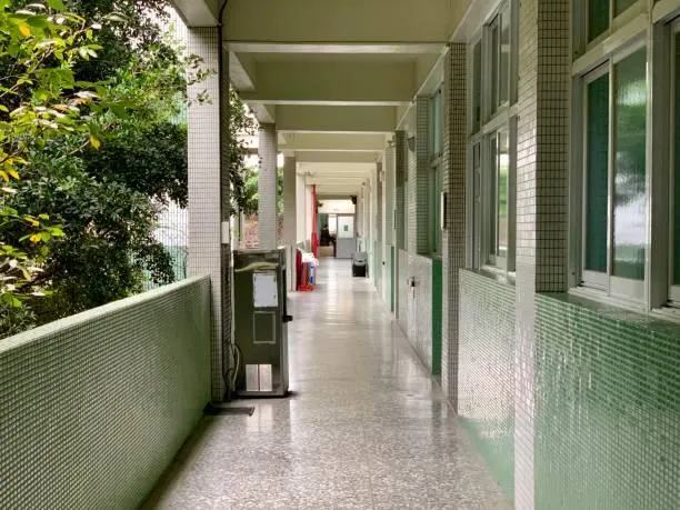 學生週六補課學習效果差！全教產籲「見紅放就好」：能免則免