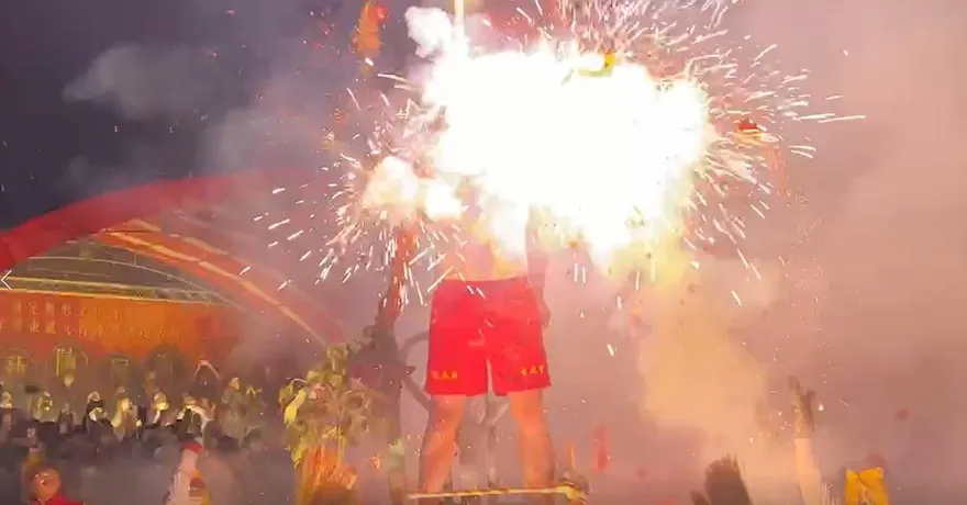 時隔2年再度開辦！台東寒單爺出巡第5日　相傳炸得越響財富越旺