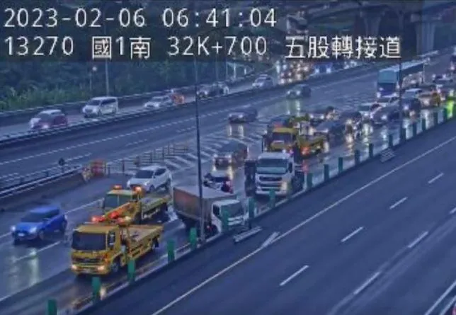 快訊/3車失控連環撞！國1追撞事故　「回堵7km」塞爆