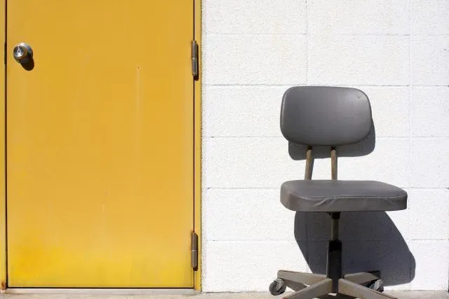 上班族注意！久坐超傷身怎麼辦？教你「5招」快速放鬆緊繃屁股肌