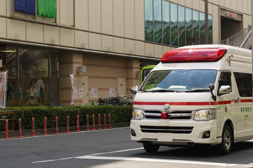注意！年後急診室塞爆　醫院等待住院數「紅色高標」　林口長庚、台大通報119滿床