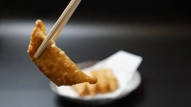 「膽固醇過高」別碰！營養師曝「9種包餡食物」超級地雷　小小一顆熱量高達753卡