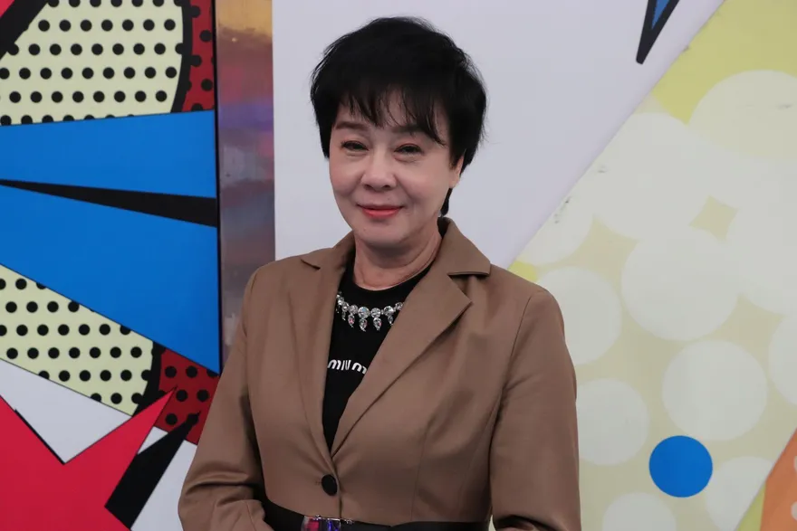 王思佳讓女兒「只穿尿布吹冷氣」！親媽苦勸到噴淚…母女冷戰數月沒見面