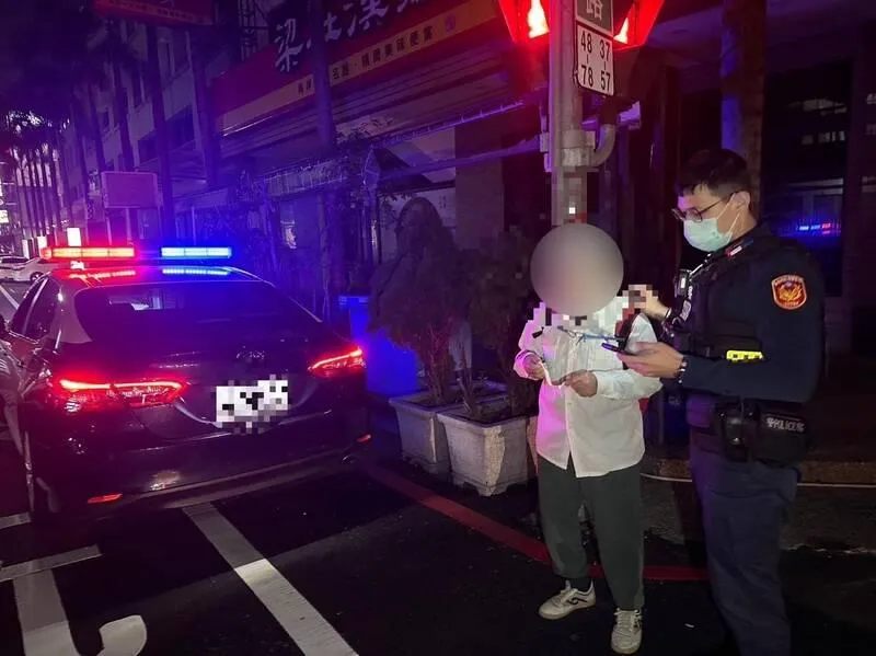 報效國家不嫌晚！失智翁稱接兵單要報到　年近9旬曾任陸軍通訊兵