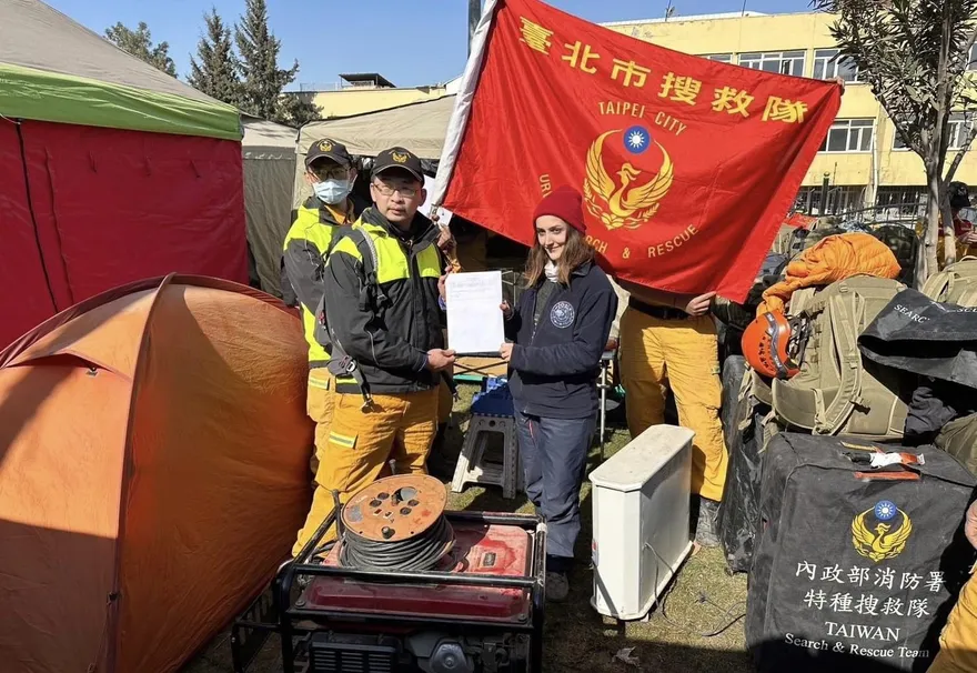 把愛留下！台北市搜救隊土耳其搜救任務結束　捐贈重要器材裝備