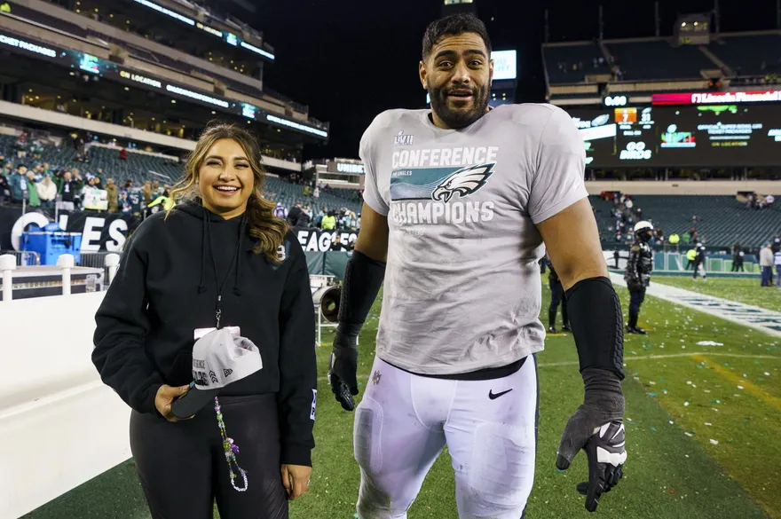 NFL超級盃開戰！老鷹隊澳洲進攻截鋒竟5年前才接觸美式足球