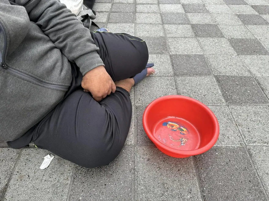 黃大米4個「確實」認湯底沾口水！今回訪街友：吃得很開心，真的很謝謝