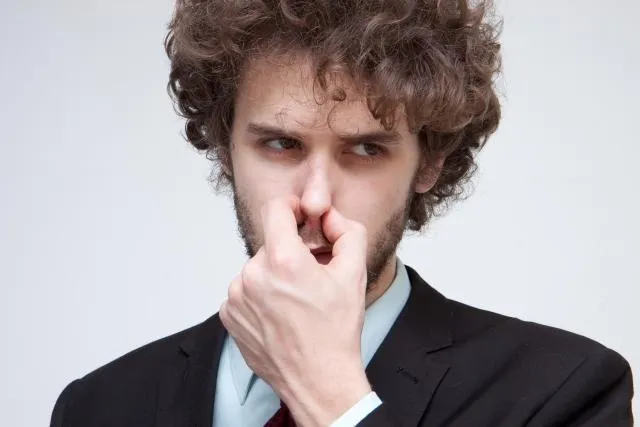聞臭屁竟能揪出疾病！醫曝常見4屁味...「魚腥味」恐是罹癌警訊！