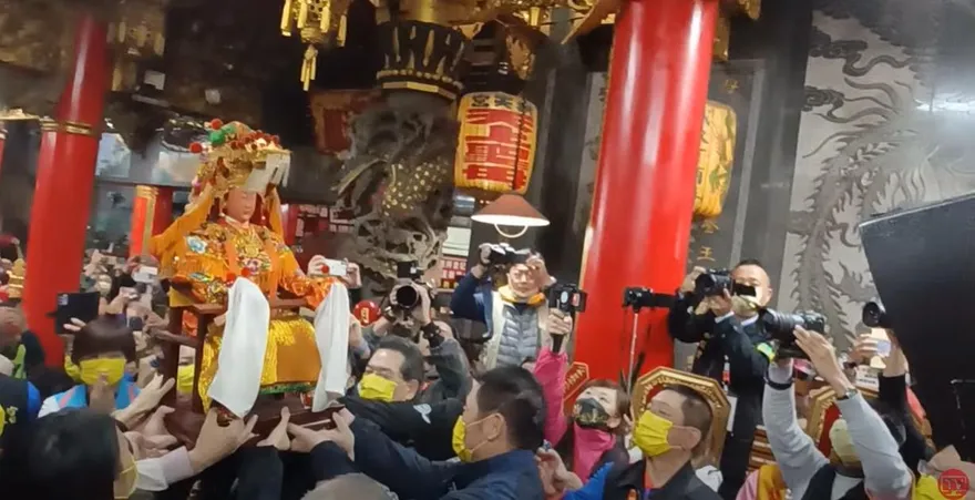 白沙屯媽祖進香/進哦！9天8夜進香之旅圓滿　回鑾氣氛沸騰信徒塞爆拱天宮