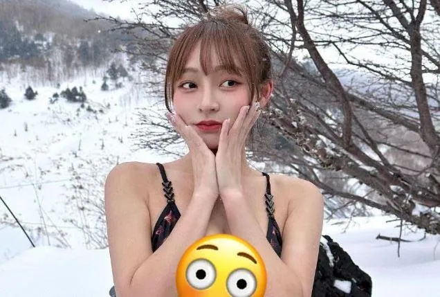 林襄解放大冰奶！赴日雪地只穿比基尼　親揭「胸下刺青消失」原因