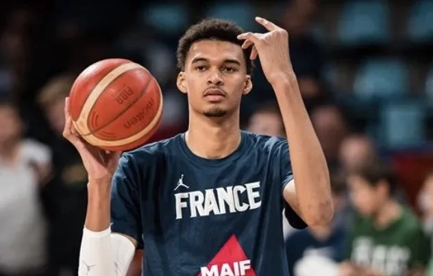 影/文班亞馬果真是怪物！世界盃資格賽打出超狂數據　FIBA讚嘆：他在自己的星球上