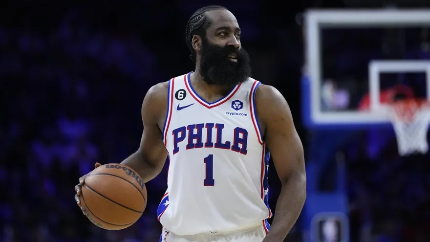 影/暖鬍子！大陸鐵粉捲槍擊案「下身癱」　哈登送鞋捐款還call他：你要加油