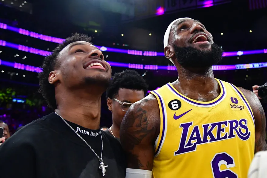 影/即便在NBA打出實績還是被說靠爸　「小河流」不樂見詹姆斯和兒子合體