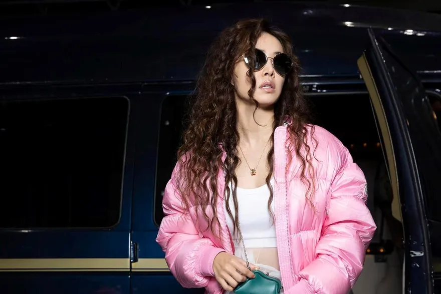 蔡依林現身義大利！抵米蘭發「超有氣勢」名片…竟意外爆出「幼時夢想」