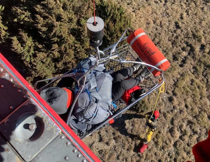 南投三叉營地登山客扭傷！　「出動黑鷹」45mins搞定救援