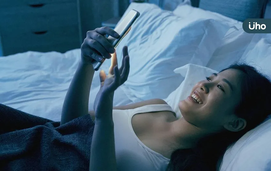 越累越想滑手機？專家揭「這點」也會有極限：做1件事就好