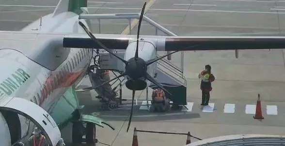 立榮航空驚傳「引擎故障」　乘客嚇到合掌禱告