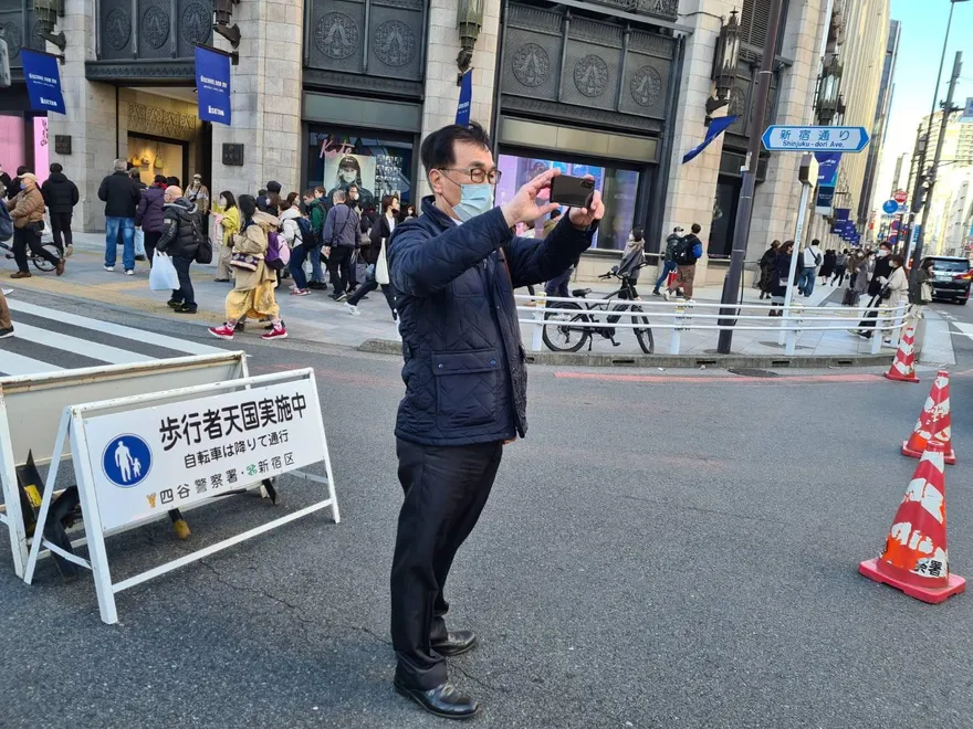 川伯見東京一幕嘆「為什麼台灣不能」！5000網友感動了