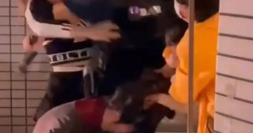 比八點檔還扯！小三小四為了75歲老翁大打出手　男主角坦承：我就是風流