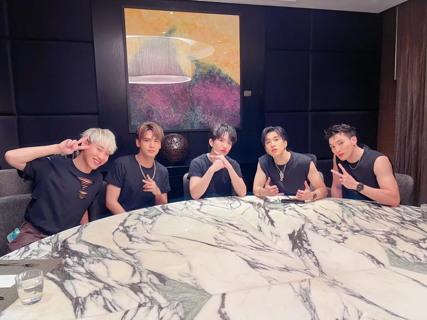 十年感情告吹！傳狼人殺女神插足感情  陳零九正面回應四字