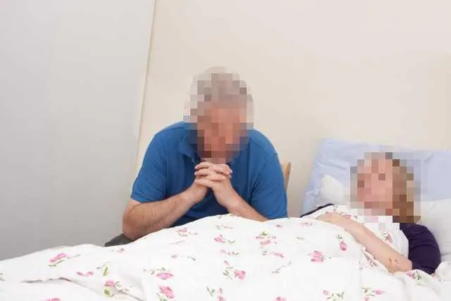 只剩9個月壽命！妻求「臨終前再與前任來一發」　人夫傻眼網戰翻