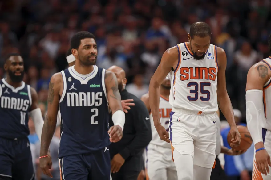 昔日麻吉今反目！杜蘭特、厄文零互動　名記：2人關係就是沒關係