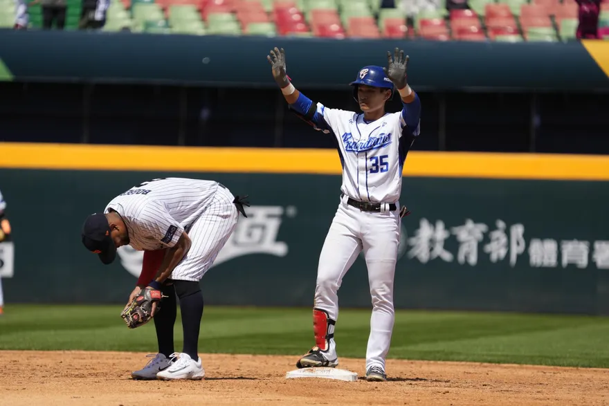 WBC棒球經典賽/隱藏實力？荷蘭當年慘敗給大學球隊　最終晉級四強