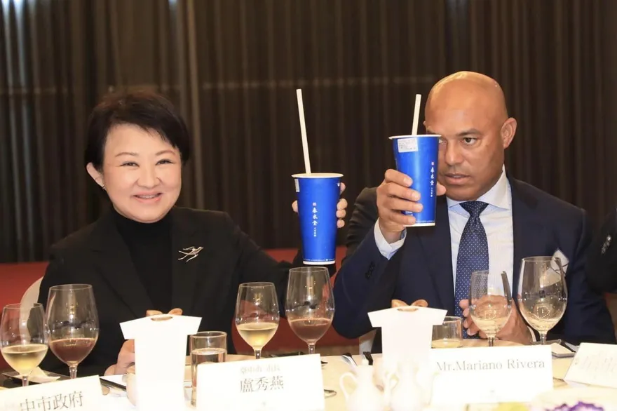 WBC棒球經典賽/盧秀燕宴請傳奇守護神李維拉　珍珠奶茶成特色美食