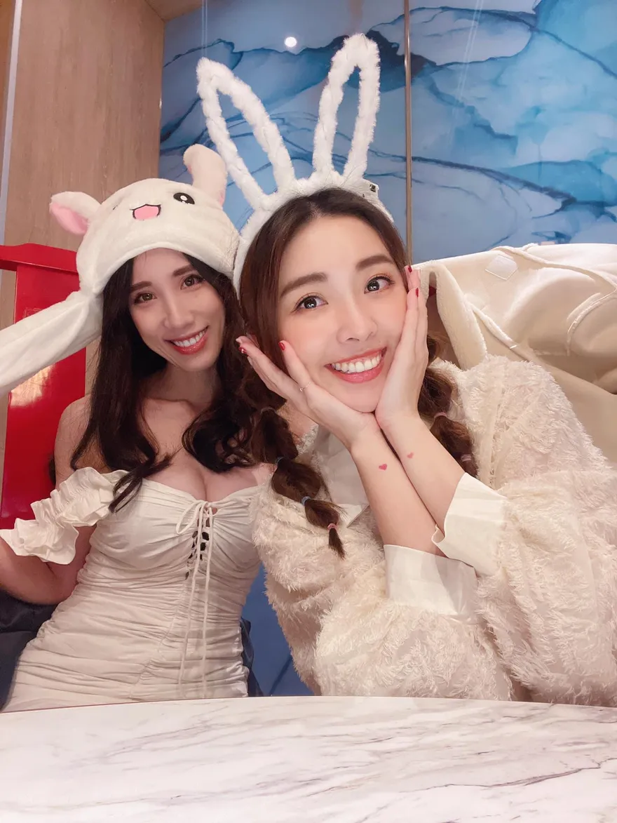 女星同桌3男打牌竟「當場脫內衣」！瑤瑤爆閨密「不為人知」癖好…再揭內幕細節