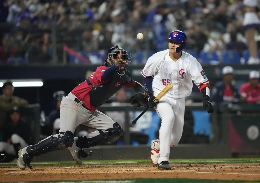 WBC棒球經典賽/慘變「奶油王子」！高宇杰短打失敗　維基百科被改