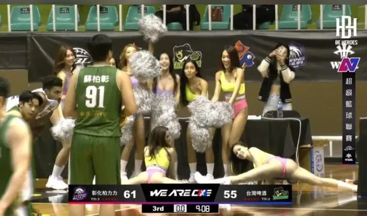 兩顆蜜桃抖動！LuxyGirls「一字馬+丁字褲」干擾球員算犯罪？　地檢署這樣說：體操動作