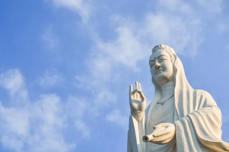 觀世音生日求財注意「關鍵禁忌」　專家叮嚀「這些水果」參拜恐不敬