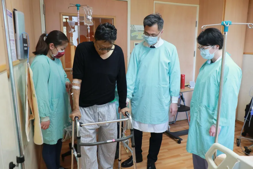 臺中慈濟成功首例「肝移植」！病患慶重生允諾「珍惜生命、回饋社會」