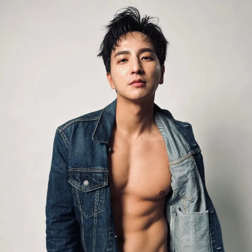 床上沾滿血跡！男星不捨「兒遺傳1疾病」　睡醒竟全身慘破皮