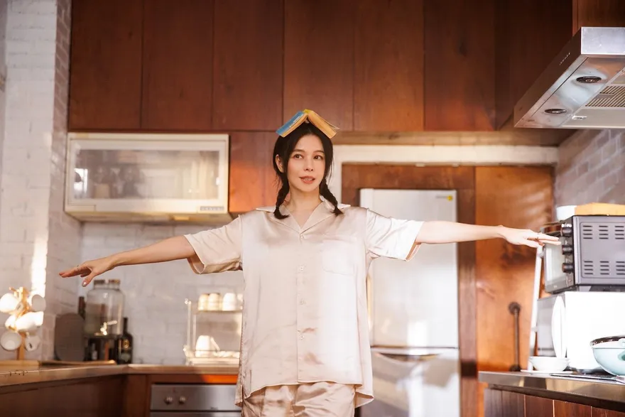 徐若瑄哭了！收信認對「這1事」沒抵抗力...寵粉公開「居家睡衣照」