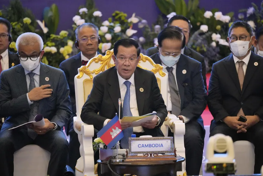 泰關閉多處邊境！柬爆抵制泰國商品　前首相洪森出面呼籲冷靜