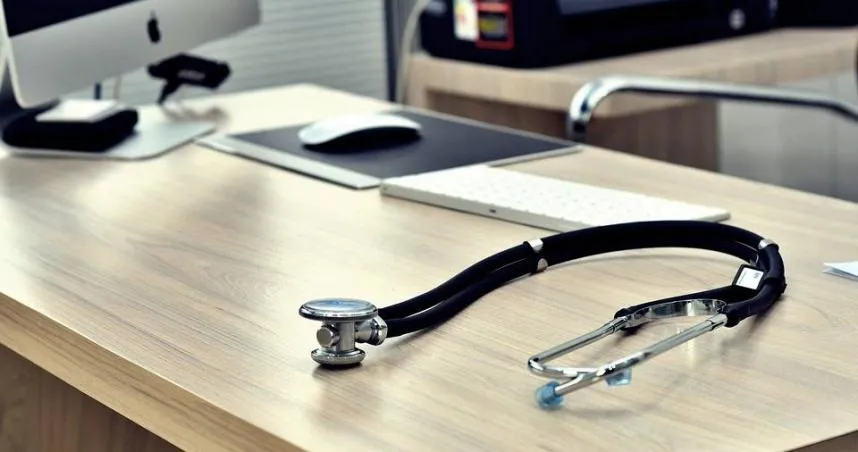 30歲工程師「健檢出現4陽性」醫見心涼道：太晚就醫　已罹癌第三期