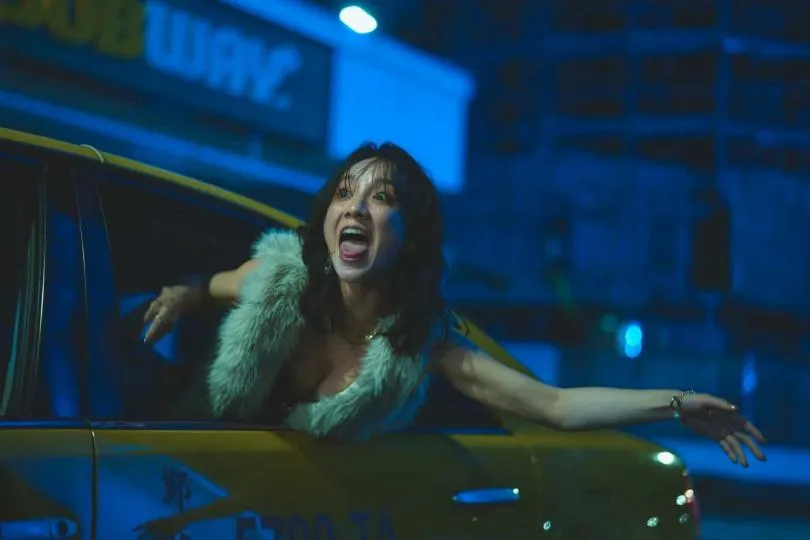 喝ㄎㄧㄤ吐蔡凡熙身上！女星認酒醉爆哭「砸酒瓶、想吃玻璃」　脫序行為曝