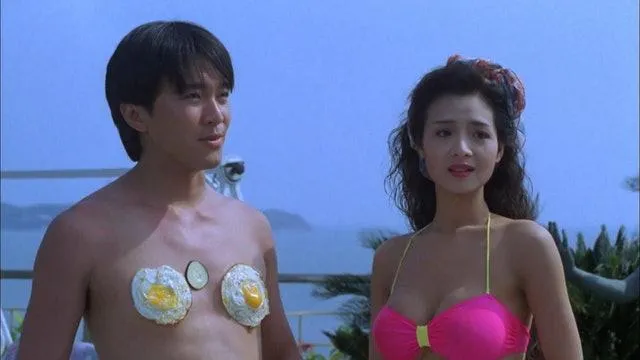 56歲艷星近照罕見曝光！緊身上衣難掩火辣身材　女人味爆發不減當年