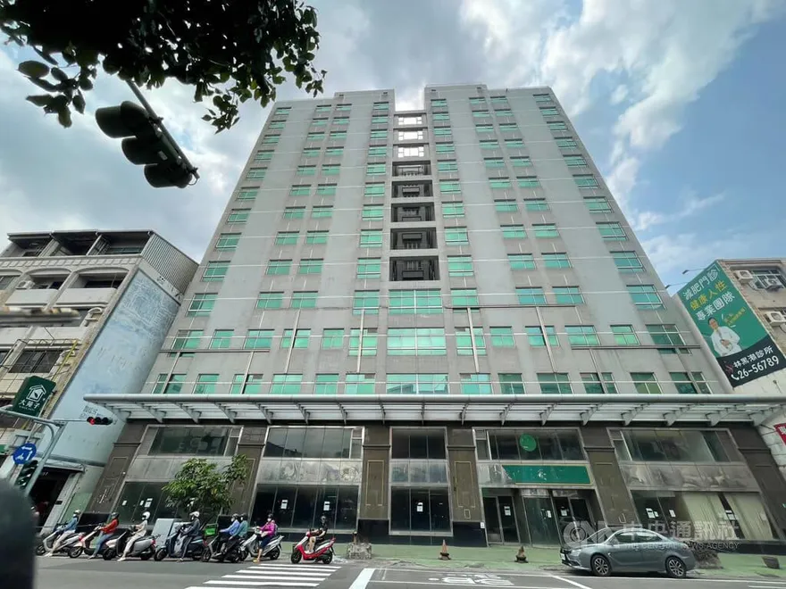 台南最大爛尾飯店遭諷「東區鬼屋」　開價10.5億求售