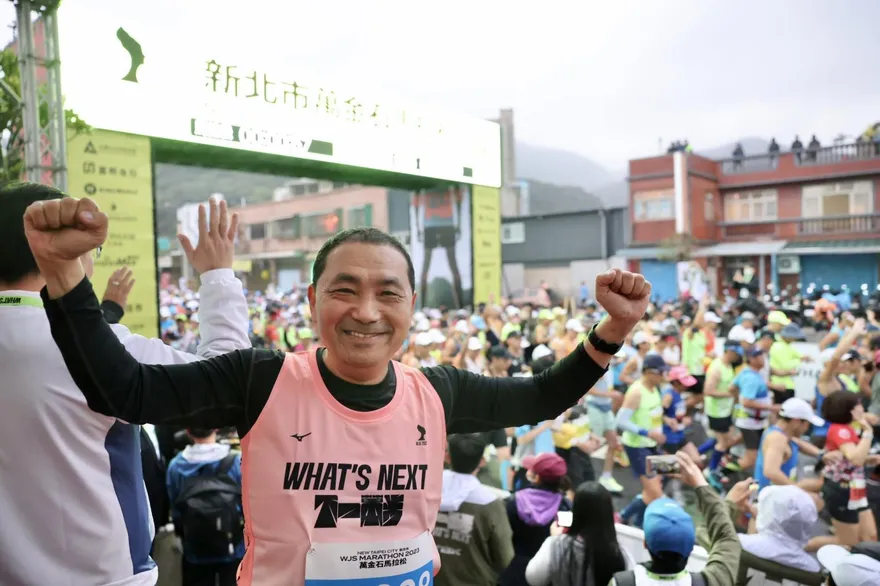 侯友宜「最強人設」成2024勝選關鍵？媒體人驚呼：沉默的浪潮來了！