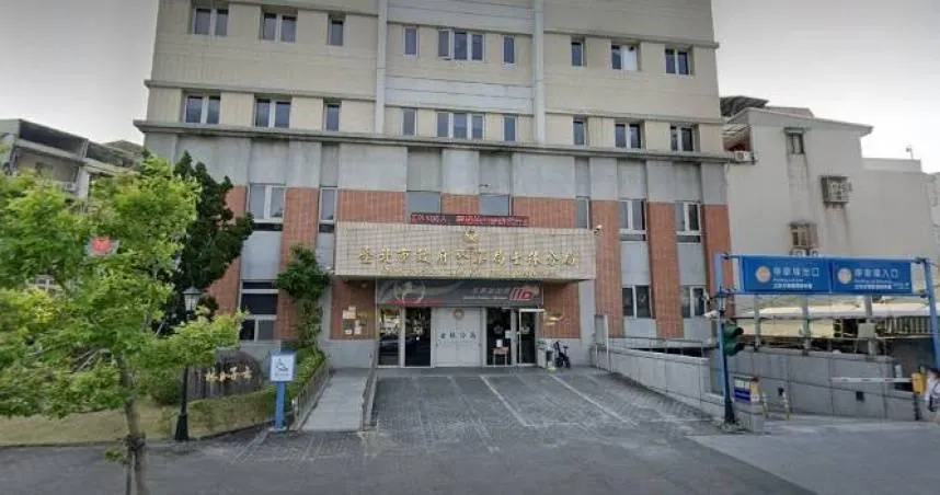 二線三星警官聚餐突昏迷！搶救一星期不樂觀　家屬含淚拔管