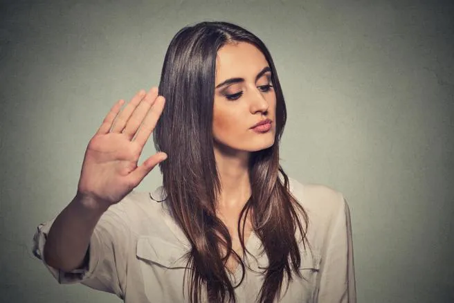 社恐人士的5大煩惱！遇到交際就想躲 最怕與人沒話聊