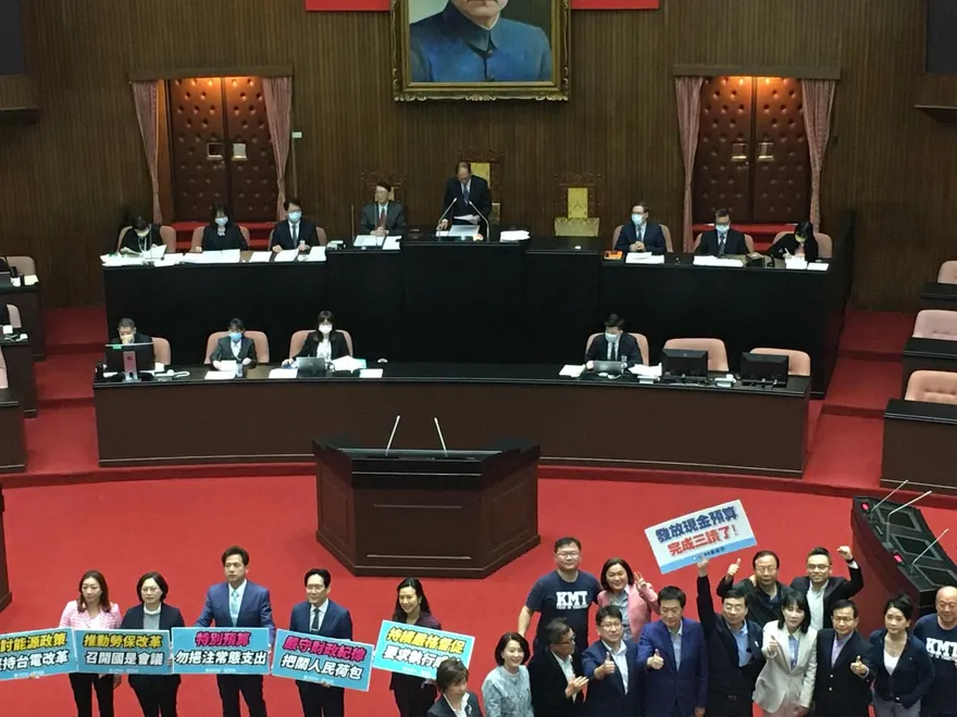 普發6000元特別條例三讀通過　陳建仁回應了