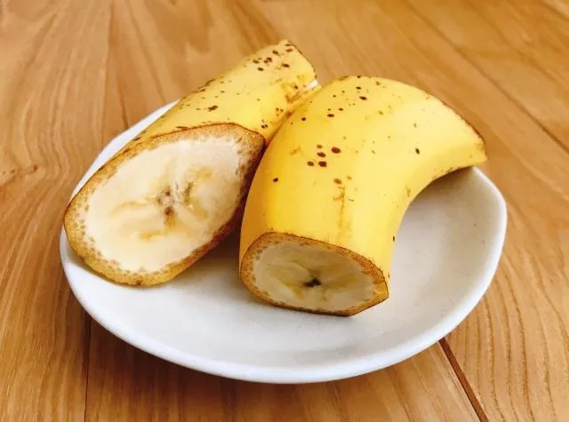 抽筋吃香蕉一定有效？營養師：先看到底缺什麼　曬太陽也有效！