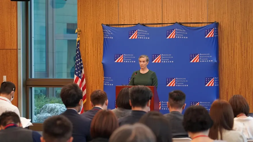 「疑美論」是假新聞？AIT處長孫曉雅回應了！親曝美對台態度：我很訝異