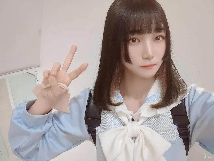 快訊/寫真女星驟逝得年26歲　「死亡當天PO文曝光」經紀公司證實了